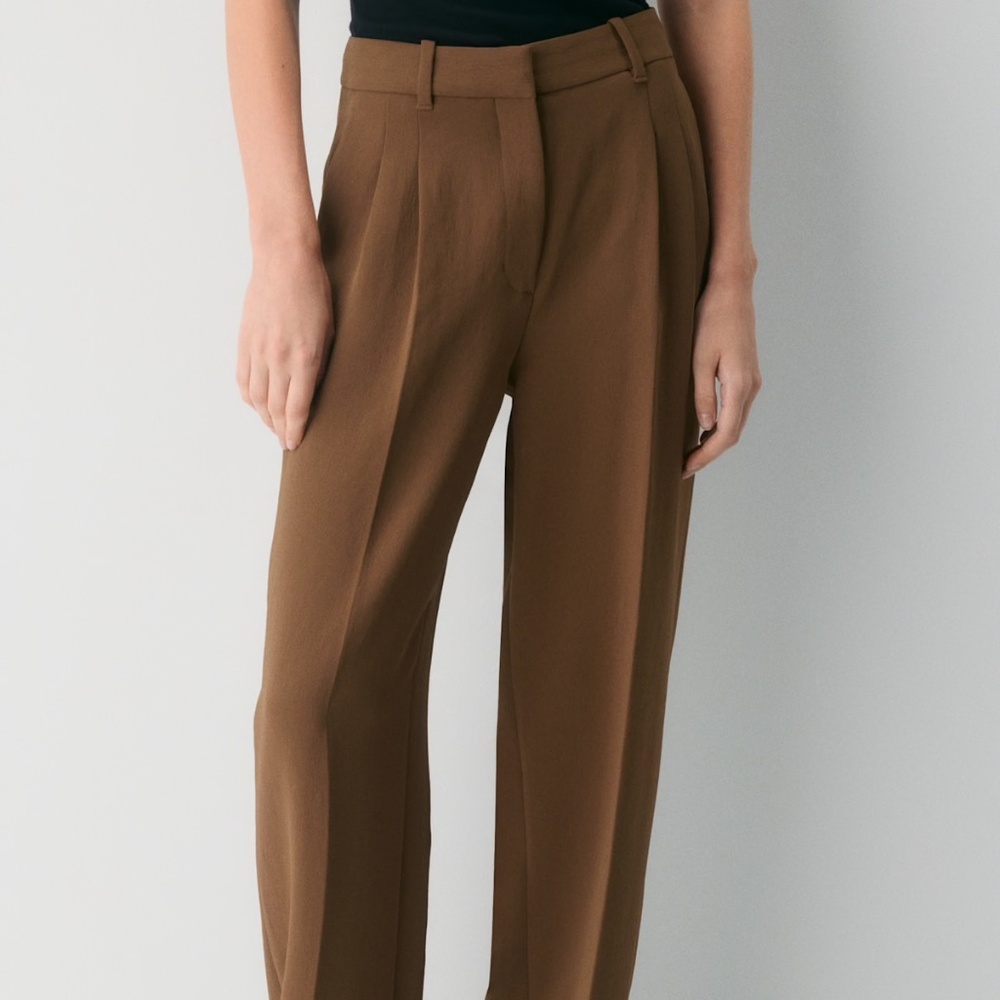 Aritzia Effortless Pant, Brown (“Caramelized Walnut”), Size 0